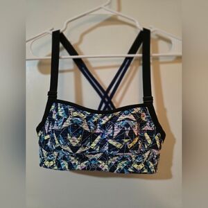 VSX by Victoria's Secret Strappy Racerback Sports Bra - Geometric Pattern - 32A